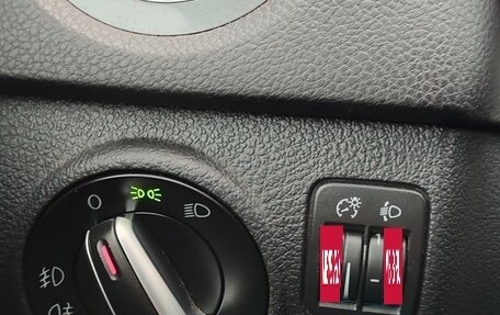 Volkswagen Tiguan I, 2011 год, 1 000 000 рублей, 38 фотография