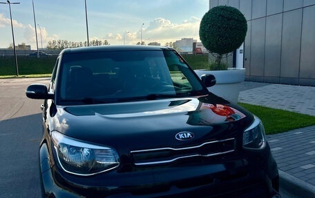 KIA Soul II рестайлинг, 2017 год, 1 120 000 рублей, 3 фотография
