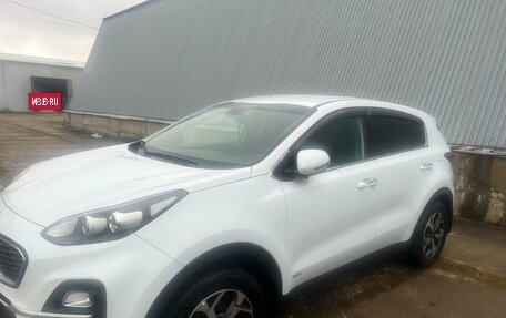 KIA Sportage IV рестайлинг, 2021 год, 2 680 000 рублей, 4 фотография