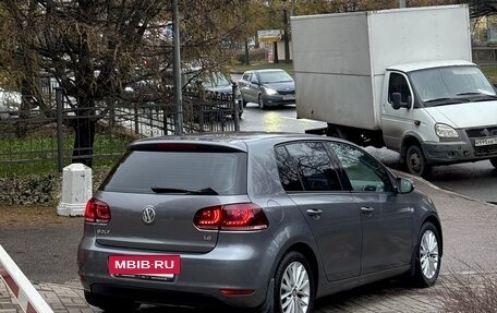 Volkswagen Golf VI, 2011 год, 730 000 рублей, 2 фотография