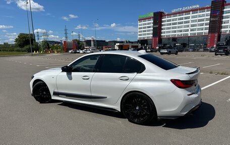 BMW 3 серия, 2019 год, 3 890 000 рублей, 2 фотография