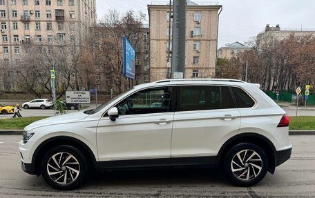 Volkswagen Tiguan II, 2018 год, 3 050 000 рублей, 2 фотография