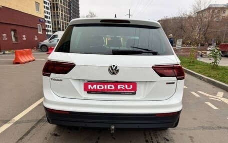 Volkswagen Tiguan II, 2018 год, 3 050 000 рублей, 5 фотография