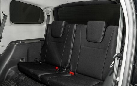 Toyota Wish II, 2011 год, 1 370 000 рублей, 8 фотография