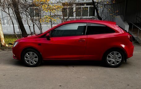 SEAT Ibiza IV рестайлинг 2, 2012 год, 850 000 рублей, 4 фотография