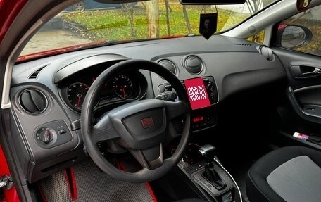 SEAT Ibiza IV рестайлинг 2, 2012 год, 850 000 рублей, 15 фотография