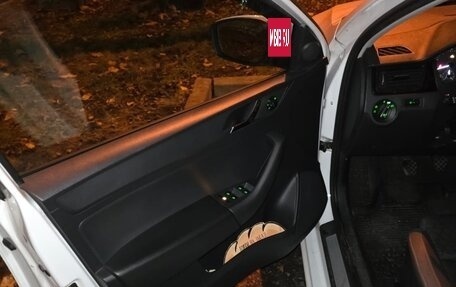 Skoda Rapid I, 2015 год, 860 000 рублей, 3 фотография