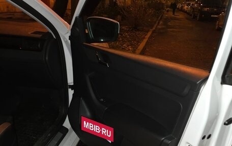 Skoda Rapid I, 2015 год, 860 000 рублей, 7 фотография