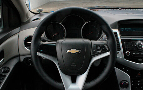 Chevrolet Cruze II, 2009 год, 649 000 рублей, 9 фотография