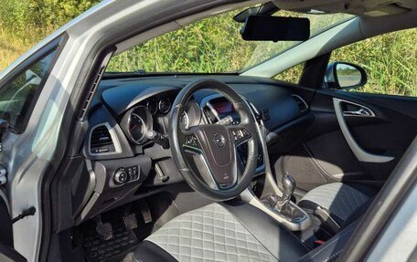 Opel Astra J, 2011 год, 750 000 рублей, 6 фотография