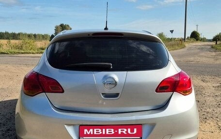 Opel Astra J, 2011 год, 750 000 рублей, 5 фотография