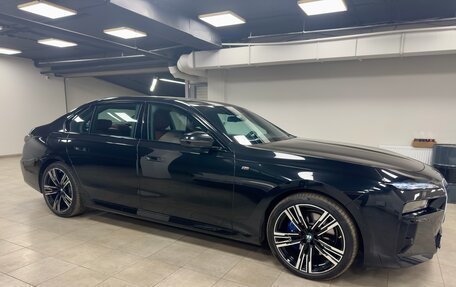 BMW 7 серия, 2023 год, 12 100 000 рублей, 2 фотография