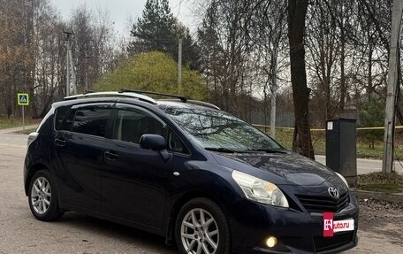 Toyota Verso I, 2010 год, 1 050 000 рублей, 3 фотография