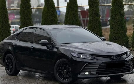 Toyota Camry, 2022 год, 2 300 000 рублей, 13 фотография