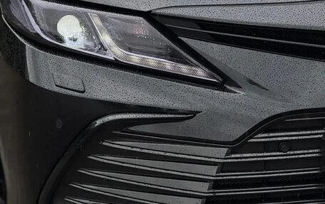 Toyota Camry, 2022 год, 2 300 000 рублей, 9 фотография