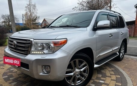 Toyota Land Cruiser 200, 2015 год, 3 590 000 рублей, 5 фотография