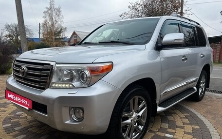 Toyota Land Cruiser 200, 2015 год, 3 590 000 рублей, 4 фотография