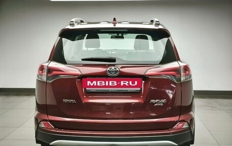 Toyota RAV4, 2019 год, 2 750 000 рублей, 4 фотография