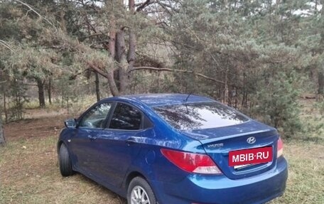 Hyundai Solaris II рестайлинг, 2012 год, 550 000 рублей, 4 фотография