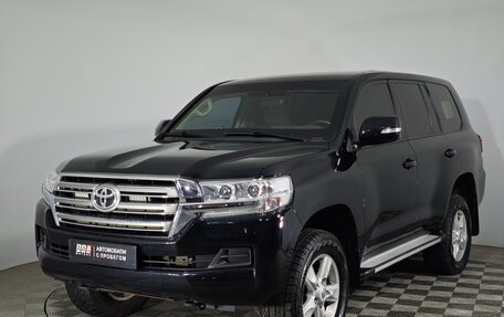 Toyota Land Cruiser 200, 2021 год, 13 677 000 рублей, 2 фотография