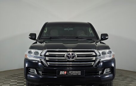 Toyota Land Cruiser 200, 2021 год, 13 677 000 рублей, 3 фотография
