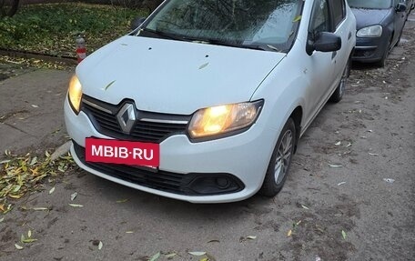 Renault Logan II, 2016 год, 645 000 рублей, 6 фотография