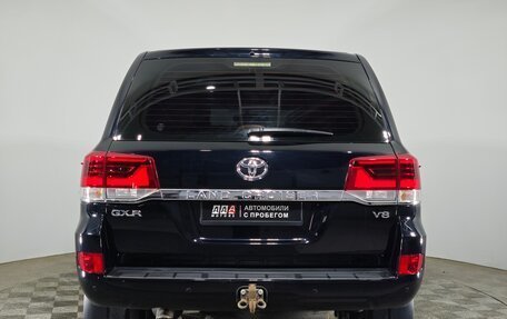 Toyota Land Cruiser 200, 2021 год, 13 677 000 рублей, 7 фотография