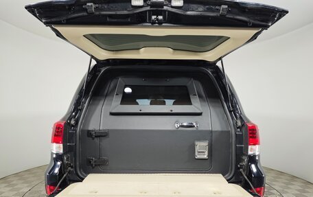 Toyota Land Cruiser 200, 2021 год, 13 677 000 рублей, 12 фотография