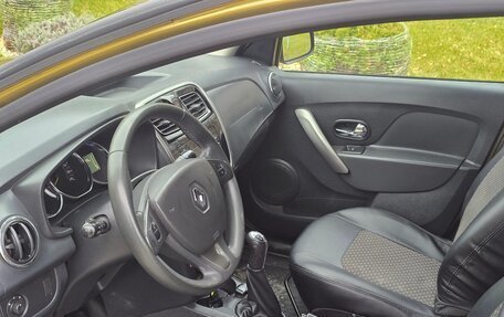 Renault Sandero II рестайлинг, 2018 год, 950 000 рублей, 3 фотография