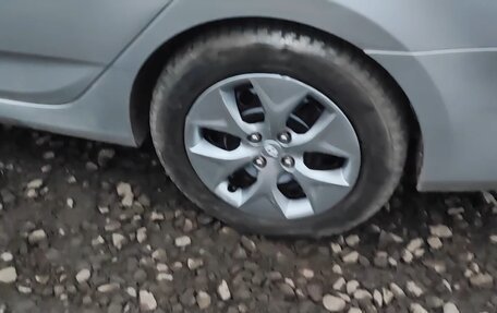 Hyundai Solaris II рестайлинг, 2016 год, 700 000 рублей, 3 фотография