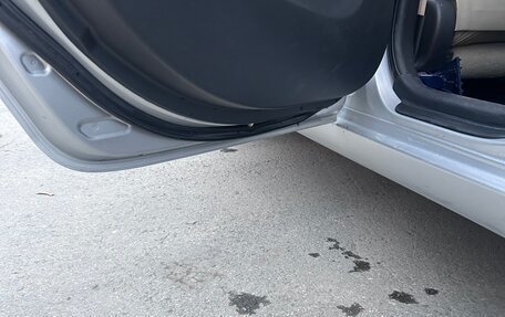 Toyota Belta, 2005 год, 750 000 рублей, 16 фотография