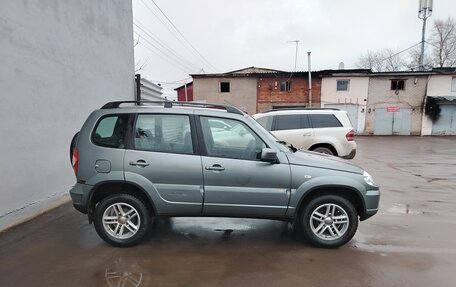 Chevrolet Niva I рестайлинг, 2012 год, 500 000 рублей, 3 фотография