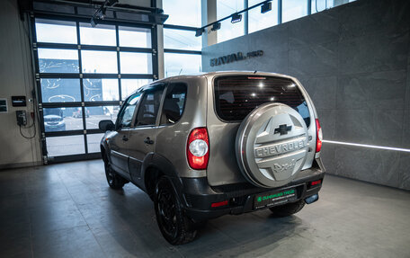 Chevrolet Niva I рестайлинг, 2009 год, 340 000 рублей, 6 фотография
