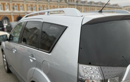 Mitsubishi Outlander III рестайлинг 3, 2010 год, 1 050 000 рублей, 6 фотография