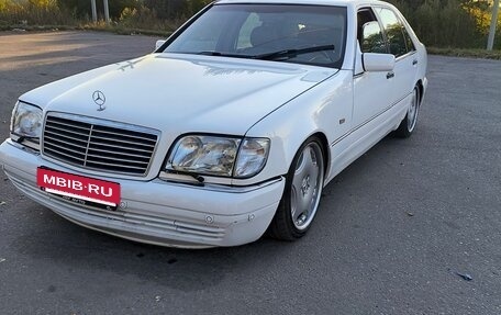Mercedes-Benz S-Класс, 1996 год, 650 000 рублей, 2 фотография