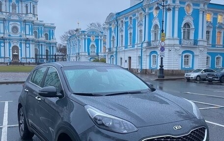 KIA Sportage IV рестайлинг, 2020 год, 2 200 000 рублей, 1 фотография