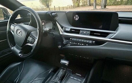 Lexus ES VII, 2018 год, 3 850 000 рублей, 11 фотография