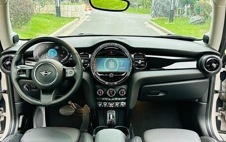 MINI Hatch, 2022 год, 1 920 005 рублей, 14 фотография