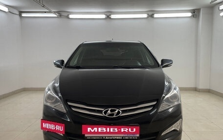 Hyundai Solaris II рестайлинг, 2015 год, 865 000 рублей, 2 фотография