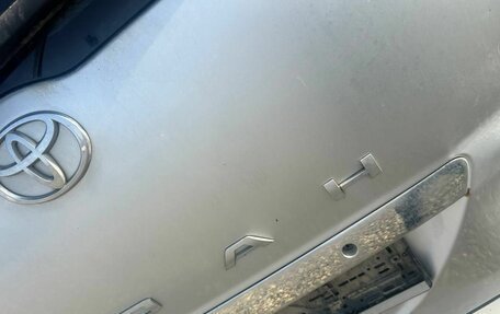 Toyota Noah III, 2002 год, 460 000 рублей, 13 фотография