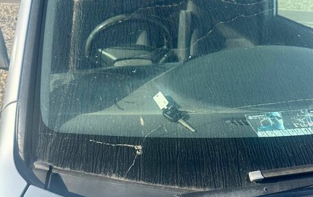 Toyota Noah III, 2002 год, 460 000 рублей, 21 фотография