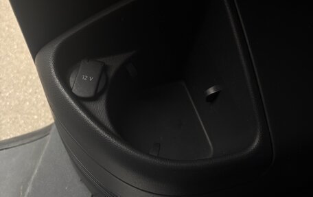 Volkswagen Multivan T5, 2010 год, 1 490 000 рублей, 22 фотография