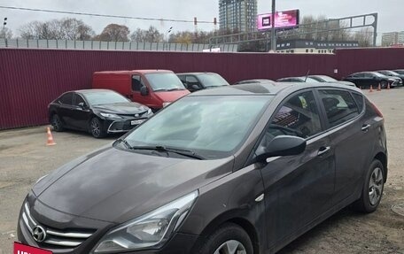 Hyundai Solaris II рестайлинг, 2016 год, 830 000 рублей, 7 фотография