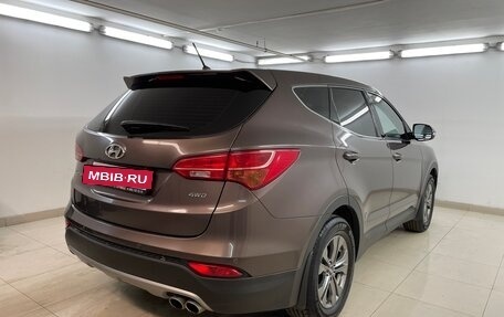 Hyundai Santa Fe III рестайлинг, 2015 год, 2 370 000 рублей, 4 фотография