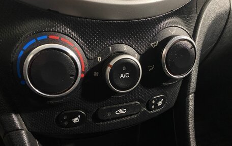 Hyundai Solaris II рестайлинг, 2013 год, 827 000 рублей, 14 фотография