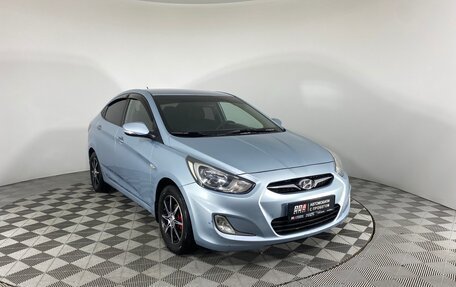 Hyundai Solaris II рестайлинг, 2013 год, 827 000 рублей, 3 фотография