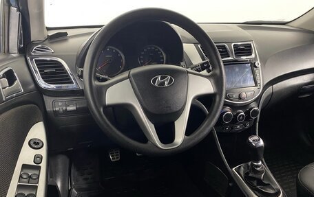 Hyundai Solaris II рестайлинг, 2013 год, 827 000 рублей, 10 фотография