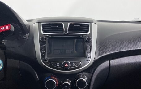 Hyundai Solaris II рестайлинг, 2013 год, 827 000 рублей, 12 фотография