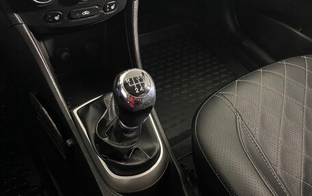 Hyundai Solaris II рестайлинг, 2013 год, 827 000 рублей, 15 фотография