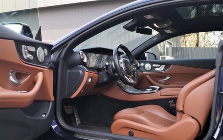 Mercedes-Benz E-Класс, 2018 год, 4 480 000 рублей, 14 фотография